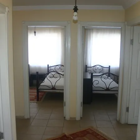 Gunal Apart 3* Antalya